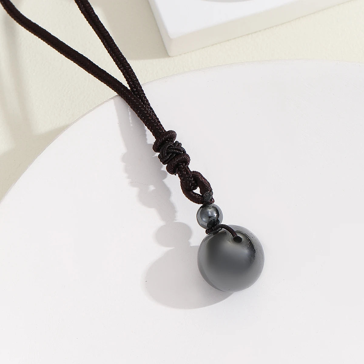 Collier Pendentif Rond en Pierre Naturelle