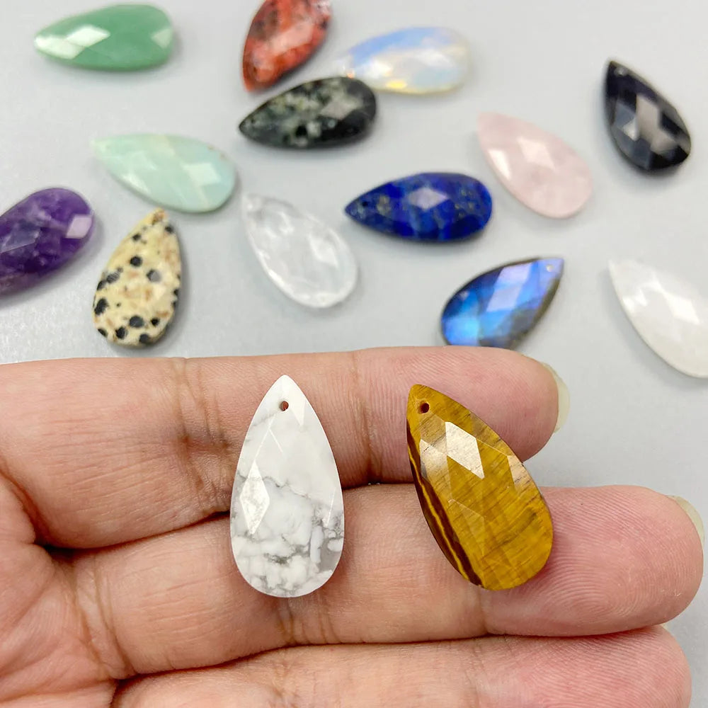 Pendentif en Pierre Naturelle, Goutte d'Eau