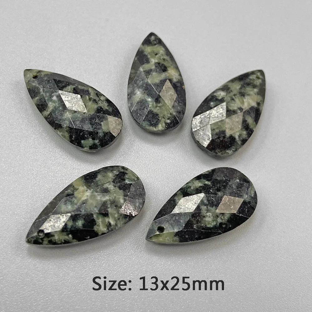 Pendentif en Pierre Naturelle, Goutte d'Eau