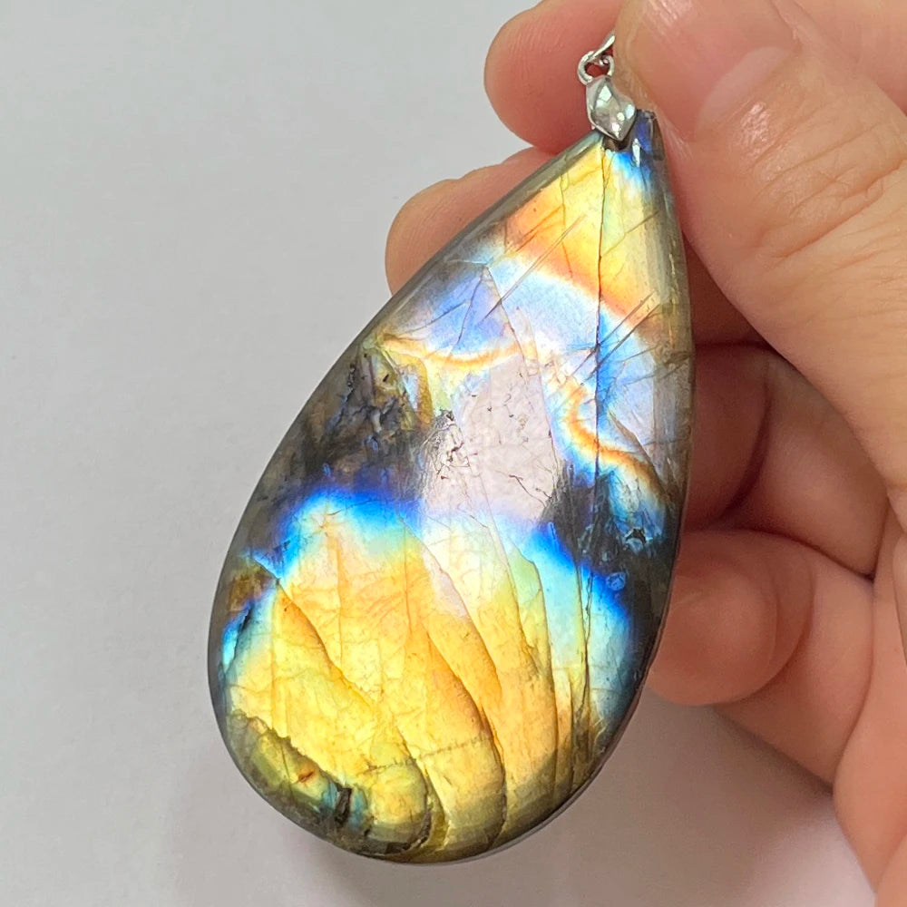 Collier Pendentif en Labradorite Naturelle, Rose et Bleue